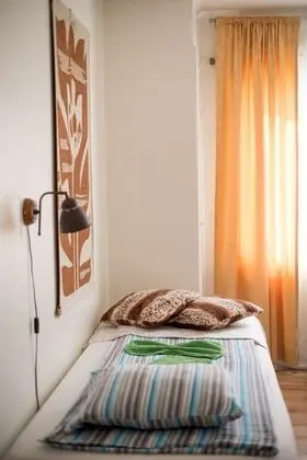 İki Ayrı Yataklı Oda, Ortak Banyo (4)