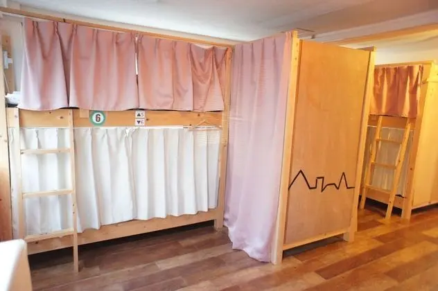 Ortak Ranzalı Oda, Sadece kadınlar için (12 Beds)
