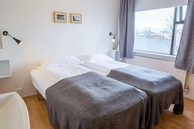Basic Twin Room with Shared Bathroom