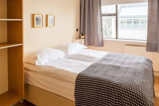 Basic Twin Room with Shared Bathroom