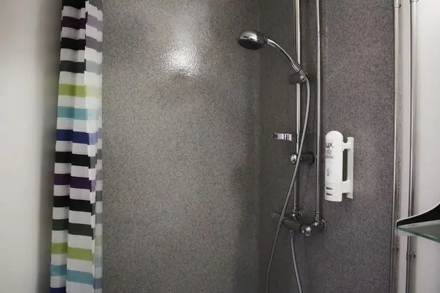 Tek Büyük veya İki Ayrı Yataklı Oda, Özel Banyo