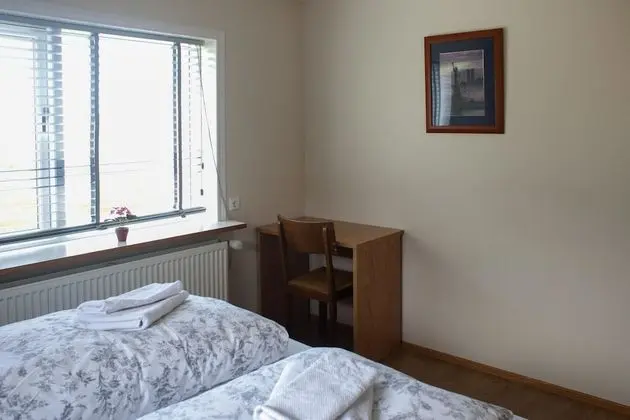 Tek Büyük Yataklı Oda, Ortak Banyo