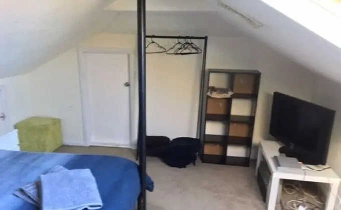 Upstairs Attic Queen Room