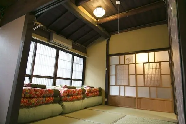 Ortak Ranzalı Oda, Japon Şiltesi (Women Only)