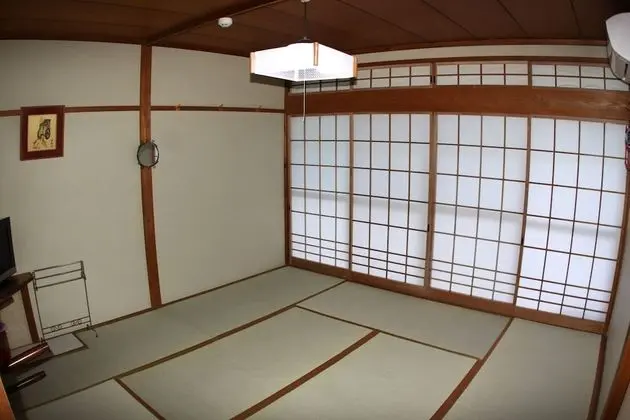 Traditional Oda (Japanese Style, 4 Guests)