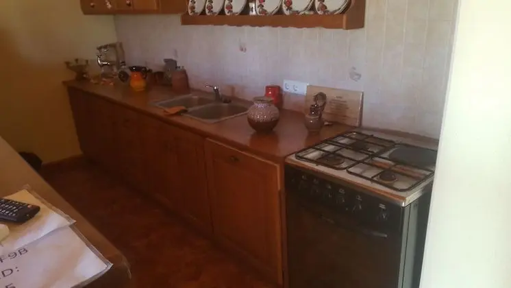 İki Ayrı Yataklı Oda, Ortak Banyo (3)
