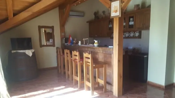 İki Ayrı Yataklı Oda, Ortak Banyo (3)