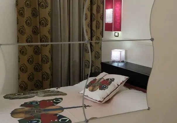 Büyük Yataklı Tek Kişilik Oda, Banyolu/Duşlu