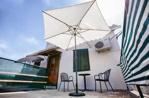 Tek Büyük Yataklı Oda, Teras