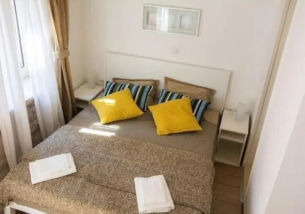 Tek Büyük Yataklı Oda (Comfort Double Room with Balcony)