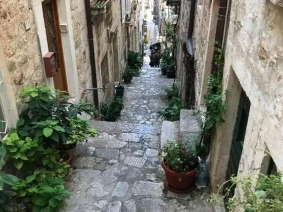 Tek Büyük Yataklı Oda (Double Room (First Floor))