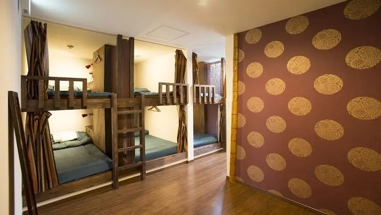 Ortak Ranzalı Oda, Karma Ranzalı Oda (1 Bed in 12-bed)