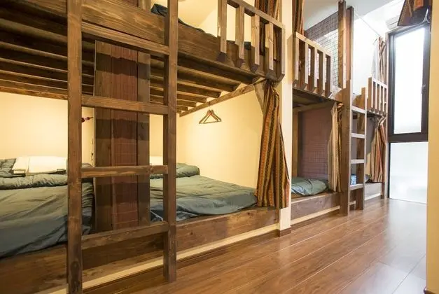 Ortak Ranzalı Oda, Karma Ranzalı Oda (1 Bed in 12-bed)