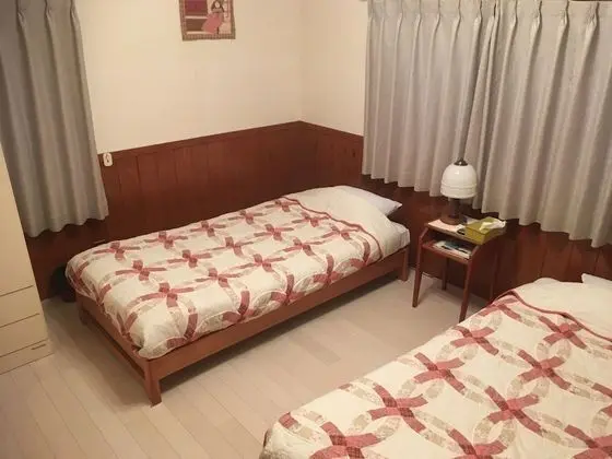 Economy İki Ayrı Yataklı Oda, Ortak Banyo