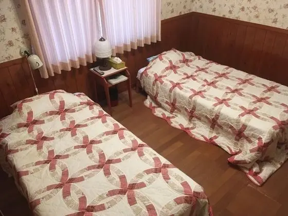 Economy İki Ayrı Yataklı Oda, Ortak Banyo