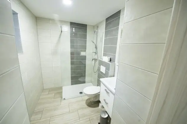 İki Ayrı Yataklı Oda (Twin room)