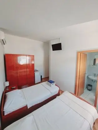 Classic Tek Büyük Yataklı Oda