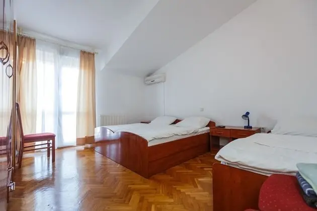 Classic Üç Kişilik Oda, Balkon