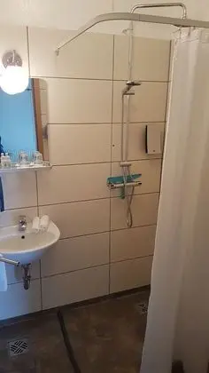Tek Büyük veya İki Ayrı Yataklı Oda, Özel Banyo
