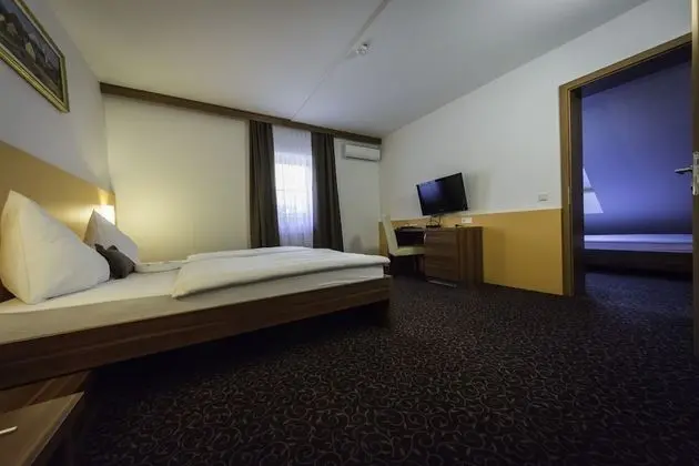 Standard Dört Kişilik Oda