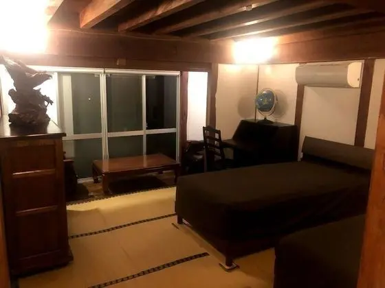 Traditional İki Ayrı Yataklı Oda