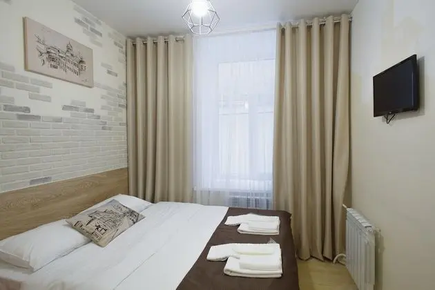 Basic Tek Büyük Yataklı Oda