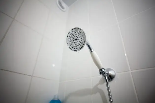 Basic Tek Büyük Yataklı Oda