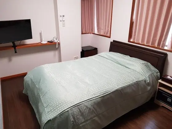 Economy Tek Büyük Yataklı Oda
