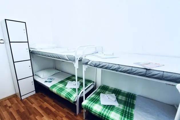 Ortak Ranzalı Oda, Sadece erkekler için (8 beds)