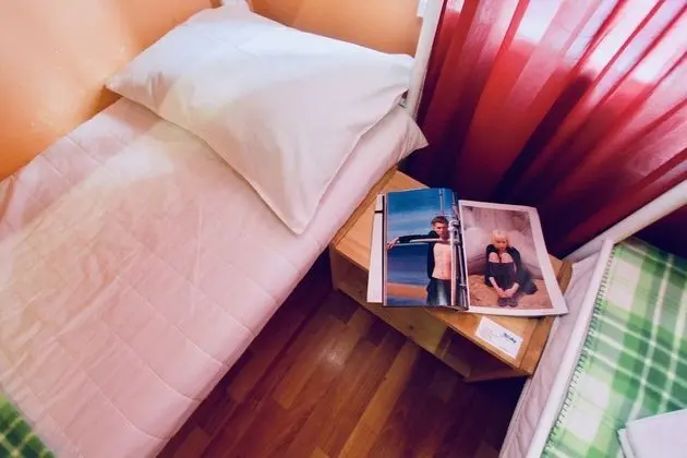 Ortak Ranzalı Oda, Sadece kadınlar için (6 beds)