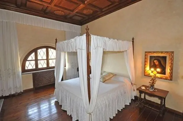 Villa, Birden Çok Yatak Odası (Villa Guia)