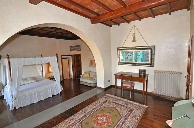 Villa, Birden Çok Yatak Odası (Villa Guia)