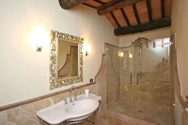 Villa, Birden Çok Yatak Odası (Villa Guia)