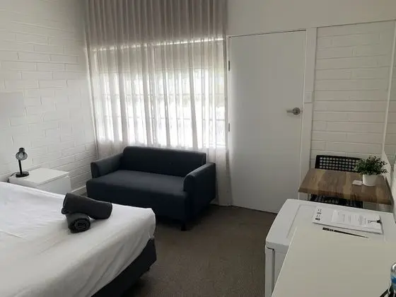 Oda (Budget Queen Room )