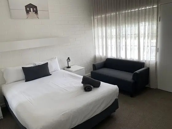 Oda (Budget Queen Room )