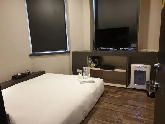 Standard Tek Büyük Yataklı Oda