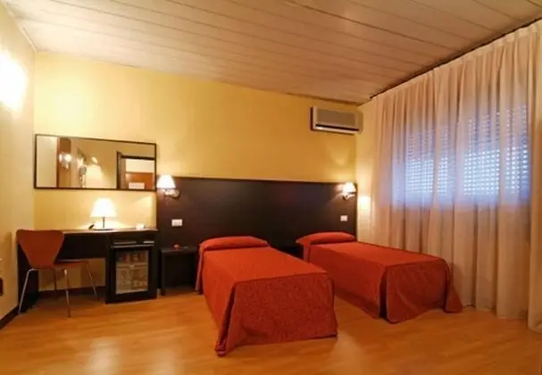 Tek Kişilik Oda