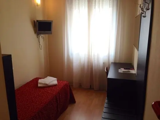 Tek Kişilik Oda