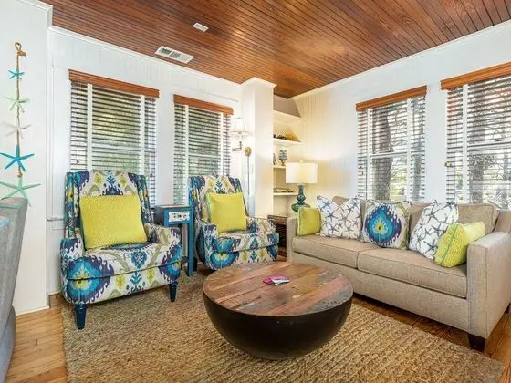 Ev, Birden Çok Yatak, Havuz Kullanımı, Havuz Manzaralı