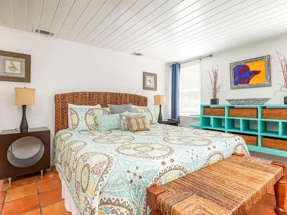 Ev, Birden Çok Yatak, Havuz Kullanımı, Havuz Manzaralı