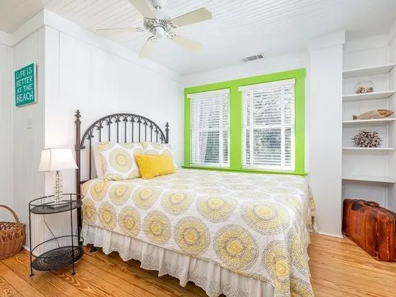 Ev, Birden Çok Yatak, Havuz Kullanımı, Havuz Manzaralı