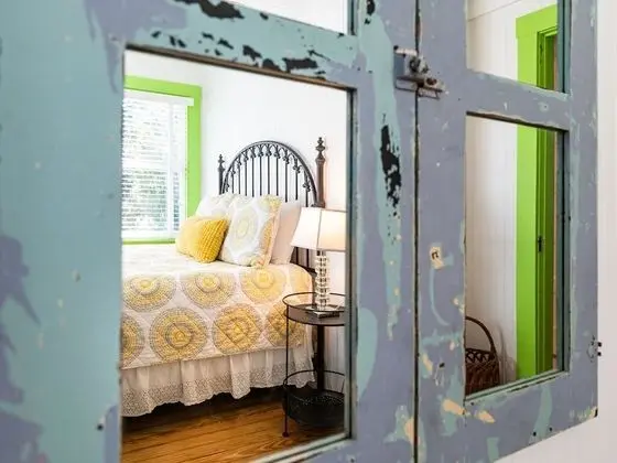 Ev, Birden Çok Yatak, Havuz Kullanımı, Havuz Manzaralı