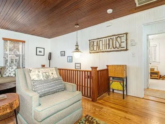 Ev, Birden Çok Yatak, Havuz Kullanımı, Havuz Manzaralı