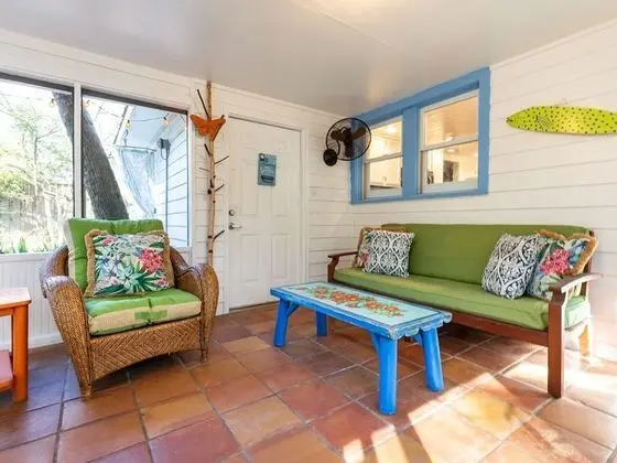 Ev, Birden Çok Yatak, Havuz Kullanımı, Havuz Manzaralı