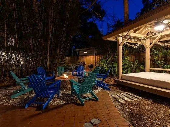 Ev, Birden Çok Yatak, Havuz Kullanımı, Havuz Manzaralı