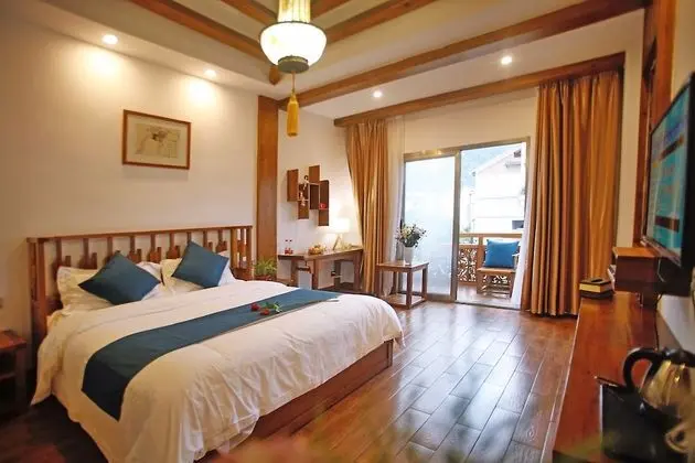 Tek Büyük Yataklı Oda, Balkon