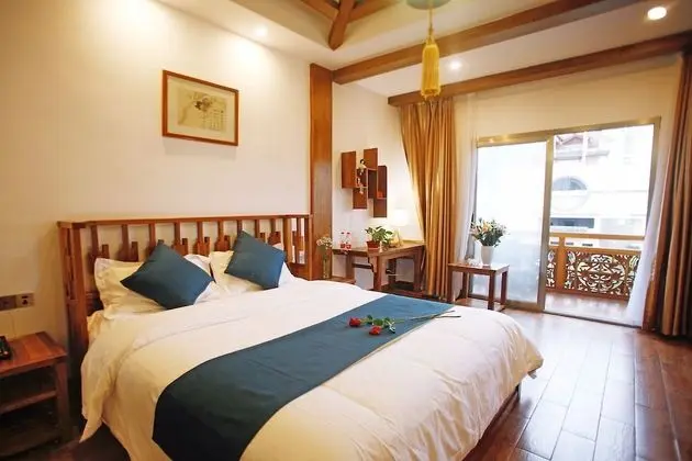 Tek Büyük Yataklı Oda, Balkon