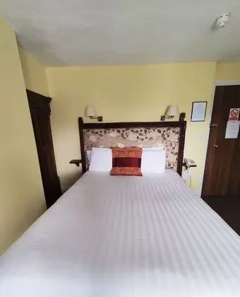 Tek Büyük Yataklı Oda, Banyolu/Duşlu