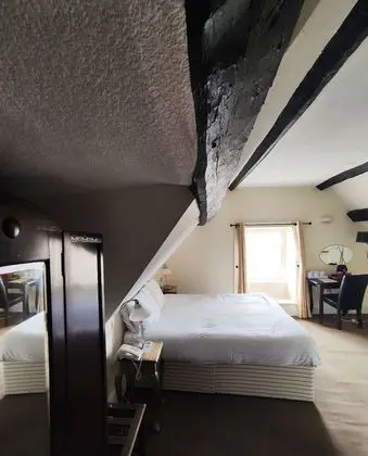 Tek Büyük Yataklı Oda, Banyolu/Duşlu