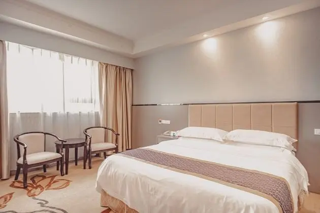 Deluxe Tek Büyük Yataklı Oda